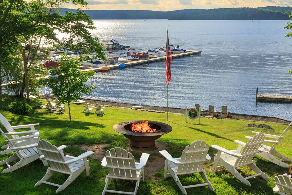 Silver Birches Resort Hawley Экстерьер фото