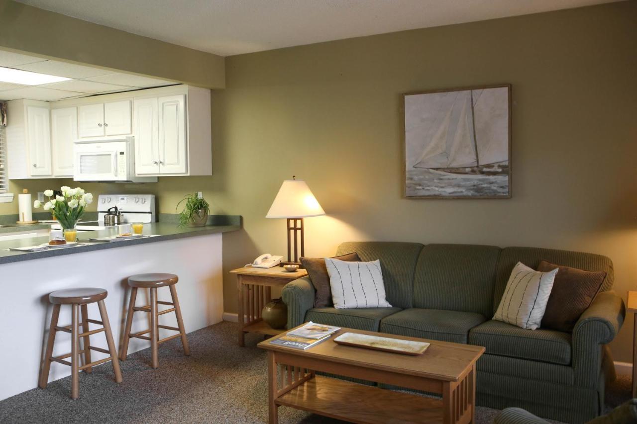 Silver Birches Resort Hawley Экстерьер фото